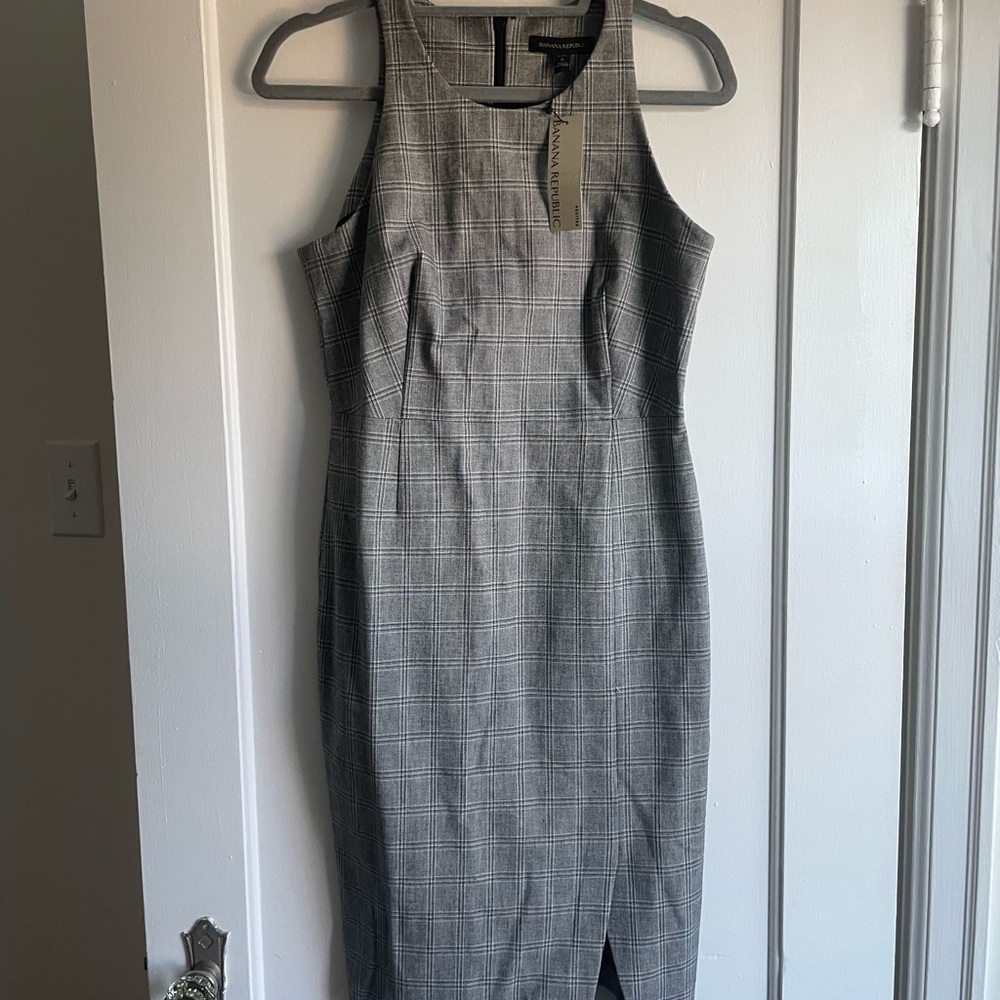 Banana Republic Gray Sleeveless Halter Sheath Dress